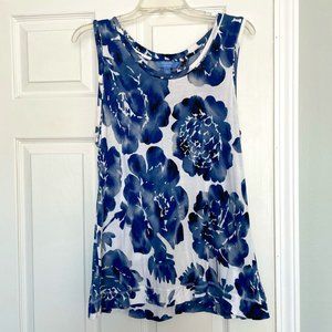 Blue/White Simply Vera Floral Tank